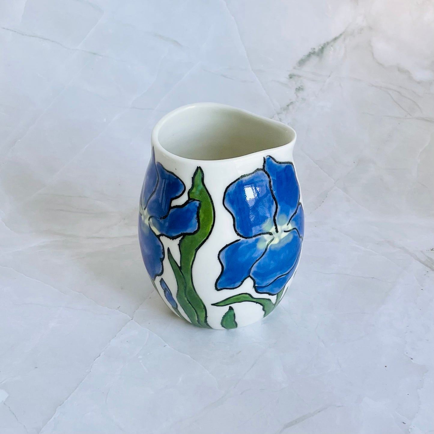 #45: Small pourer - Iris design