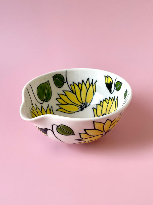 Small porcelain pouring bowl with sunflower design