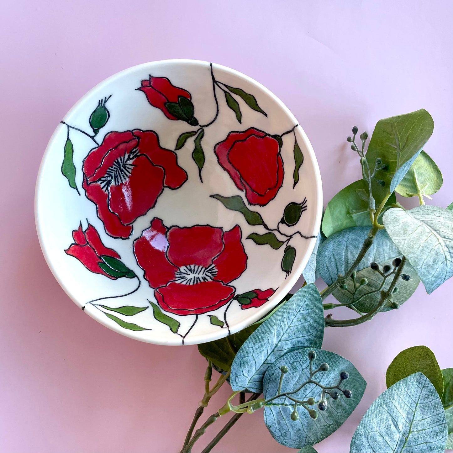 Small porcelain bowl with red poppies