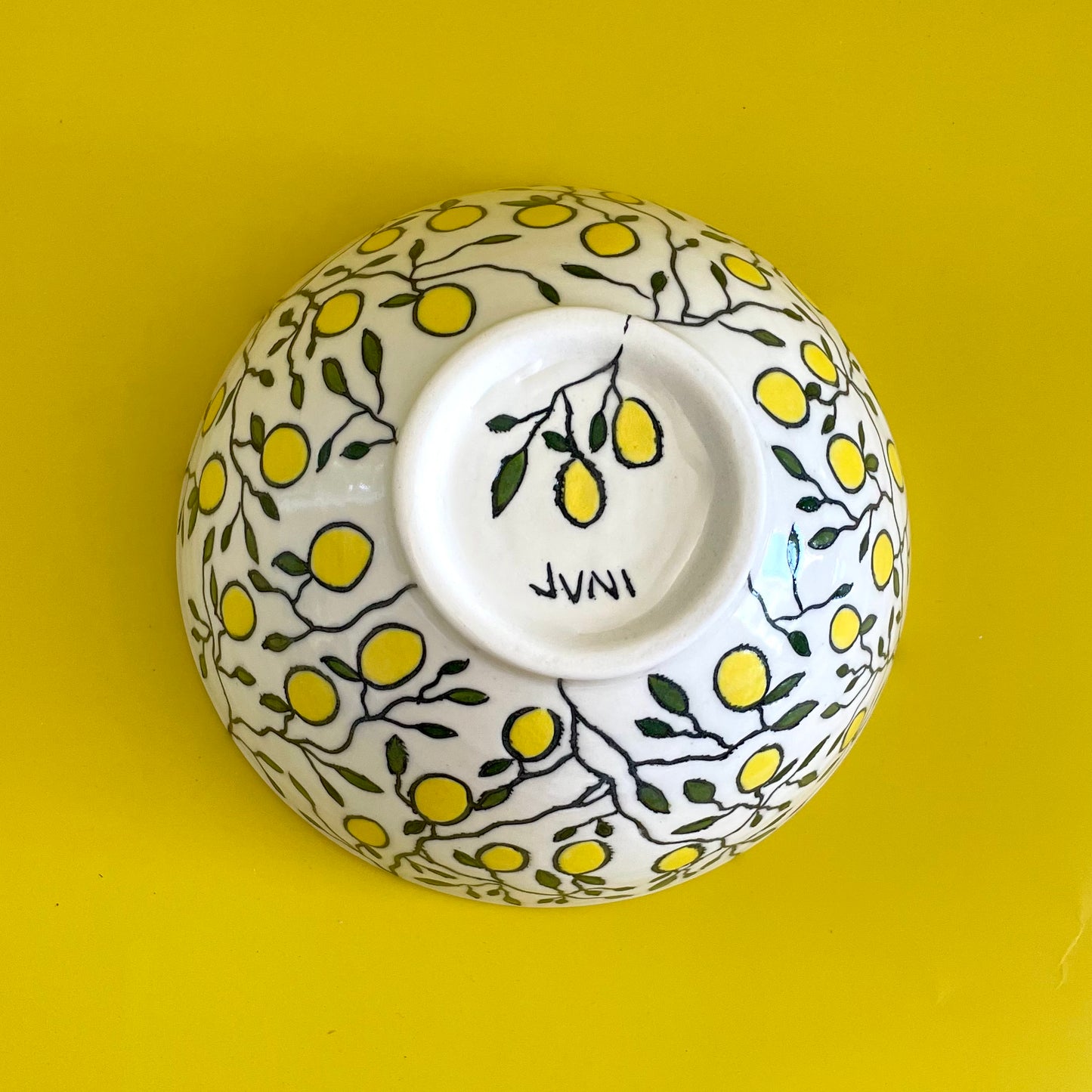 Medium porcelain bowl with lemons